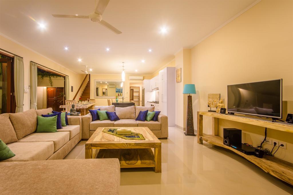 Villa Tepi Sungai Legian Quarto foto